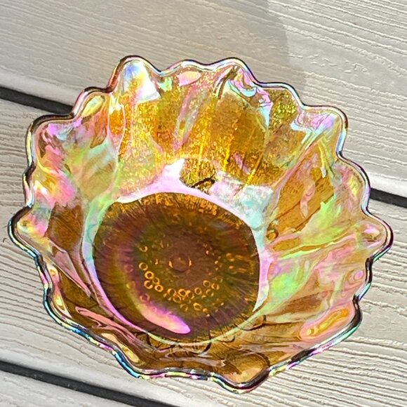 Vintage Indiana Glass Co Amber Glass pons Pattern Sunflower Lily Bowl 7" Dish - Picture 4 of 7